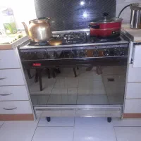 کلیه لوازم برقی آشپزخانه و گاز ۵ شعله پادیسان