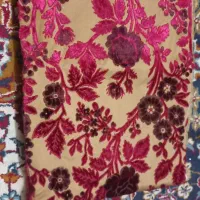 سفره و روفرشی مخملی و ساده