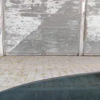 مغازه واقع در ده متری