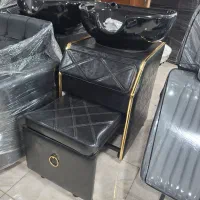 سرشور ایستاده کمجا|آرایشگاه و سالن‌های زیبایی|رشت, امین الضرب|دیوار