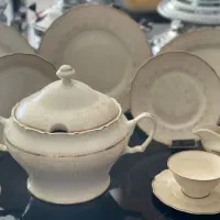 چینی 12نفره سرویس کامل 80 تیکه طرح کف گل اقساطی|ظروف سرو و پذیرایی|یزد, |دیوار