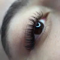 آموزش تخصصی ناخن و اکستنشن مژه با جزوه