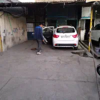 ۲دربند مغازه داخل گاراژ با۵۰متر پارکینگ به اجاره