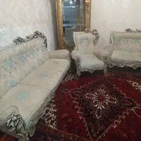 مبل نیمه سلطنتی