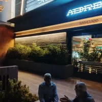 ۳۶ متر مناسب کافی شاپ چسبیده به پارک