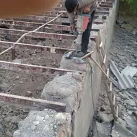 کارگر ساختمانی وتخریب
