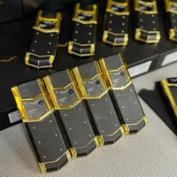 گوشی کلاسیک vertu/پلمپ/کیفیت بالا/دارای کیف چرمی