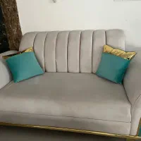 مبل راحتی ۷ نفره در حد نو کاملا|مبلمان خانگی و میز عسلی|پرند, فاز ۲|دیوار