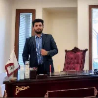 وکیل پایه یک دادگستری