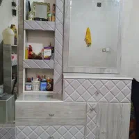 درایور و آیینه قدی