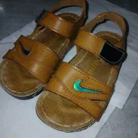 کفش بچه گانه پسرانه ۶جفت تخفیف زدم|کفش و لباس بچه|شاهین‌شهر, مخابرات (شهید بهشتی)|دیوار