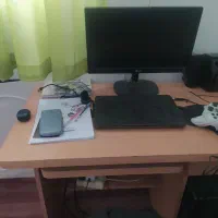 میز کامپیوتر وکمد