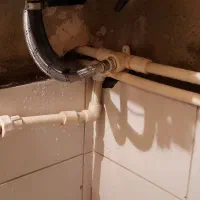 لوله کشی آب گاز پکیج