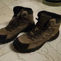 کفش کوه نوبوک