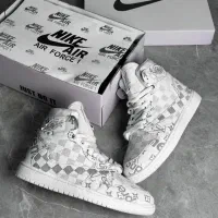 لوفر و کتونی جردن لویی ویتون