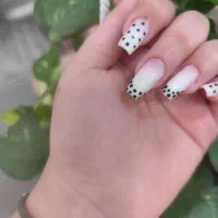 مژده مژده کاشت و ترمیم ناخن ب مناسبت یلدا|خدمات آرایشگری و زیبایی|کوهدشت, |دیوار