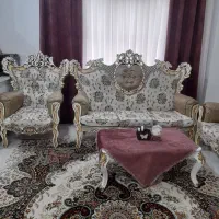 مبل سلطنتی به همراه میزناهارخوری