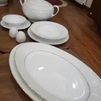 سرویس ۲۸ پارچه زرین به همراه سوپ خوری نو