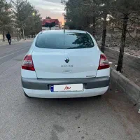 مگان ۲۰۰۰ اتومات