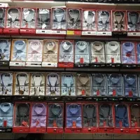 لباس زنانه بچه گانه مردانه یکجا به فروش میرسد