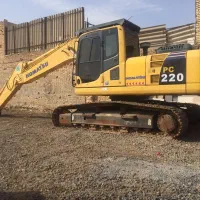 بیل کوماتسو ۲۲۰