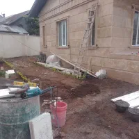 سنگ کاری‌کاشیکاری‌نرده سنگی‌موزایک،لاشه،بتن اکسپوز|خدمات پیشه و مهارت|لاهیجان, رجایی|دیوار