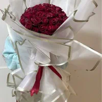 دسته گل رز طبیعی