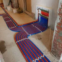 استخدام برقکار