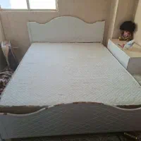 تخت و تشک دو نفره