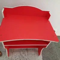 میزتحریرکودک درحدنو رنگ قرمز