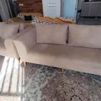 یک دست مبل هفت نفره|مبلمان خانگی و میز عسلی|شیراز, قلعه شاهزاده بیگم|دیوار