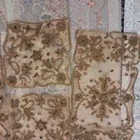 رو میز عسلی