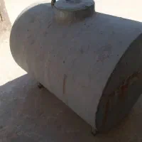 مخزن ۷۰۰ گالن