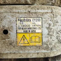 ویبره بتن Robin ژاپنی مدل EY20D + همراه شیلنگ|ماشین‌آلات صنعتی|اصفهان, شهرستان|دیوار