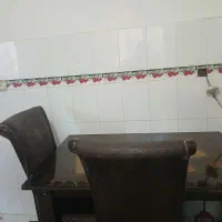 میز نهار خوری ۴ نفره با قیمت مناسب ب دلیل کمبود جا