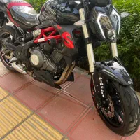 بنلی جفت۳۰۰