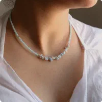 عکس گردنبند فروشی