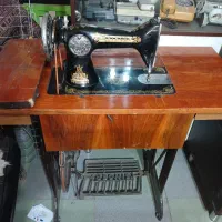 چرخ خیاطی عتیقه