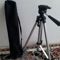 سه پایه دوربین و گوشی