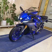 یاماها r15