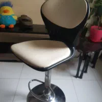 سه عدد صندلی روکش چرمی کرم قهوه ایی کافی شاپی|صندلی و نیمکت|لاهیجان, شقایق|دیوار