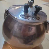 زودپز 10 لیتری قدیمی