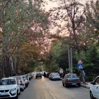 200 متر سه خوابه شیخ بهایی شمالی