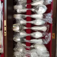 سرویس ۱۴۷تیکه کارد وچنگال انگلیسی سال ساخت ۱۹۷۸|ظروف سرو و پذیرایی|اصفهان, باغ زرشک|دیوار