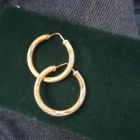 یک جفت گوشواره به همراه دو عدد انگشتر|جواهرات|باغستان, |دیوار