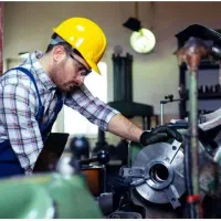 استخدام تراشکار و ماشینکار