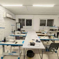 خیاط ماهر تکمیلی دوز لباس زنانه - آقا و خانم