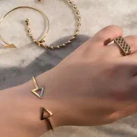 بنگل،گوشواره،دستبند،گردنبند|بدلیجات|اصفهان, بهارستان|دیوار