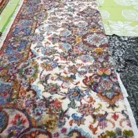 فرش سالاری بانخ مرینوس ۱۲ قط موجود است