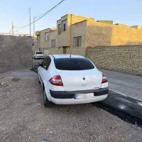 مگان مدل ۱۳۸۹ تمیز و خانگی